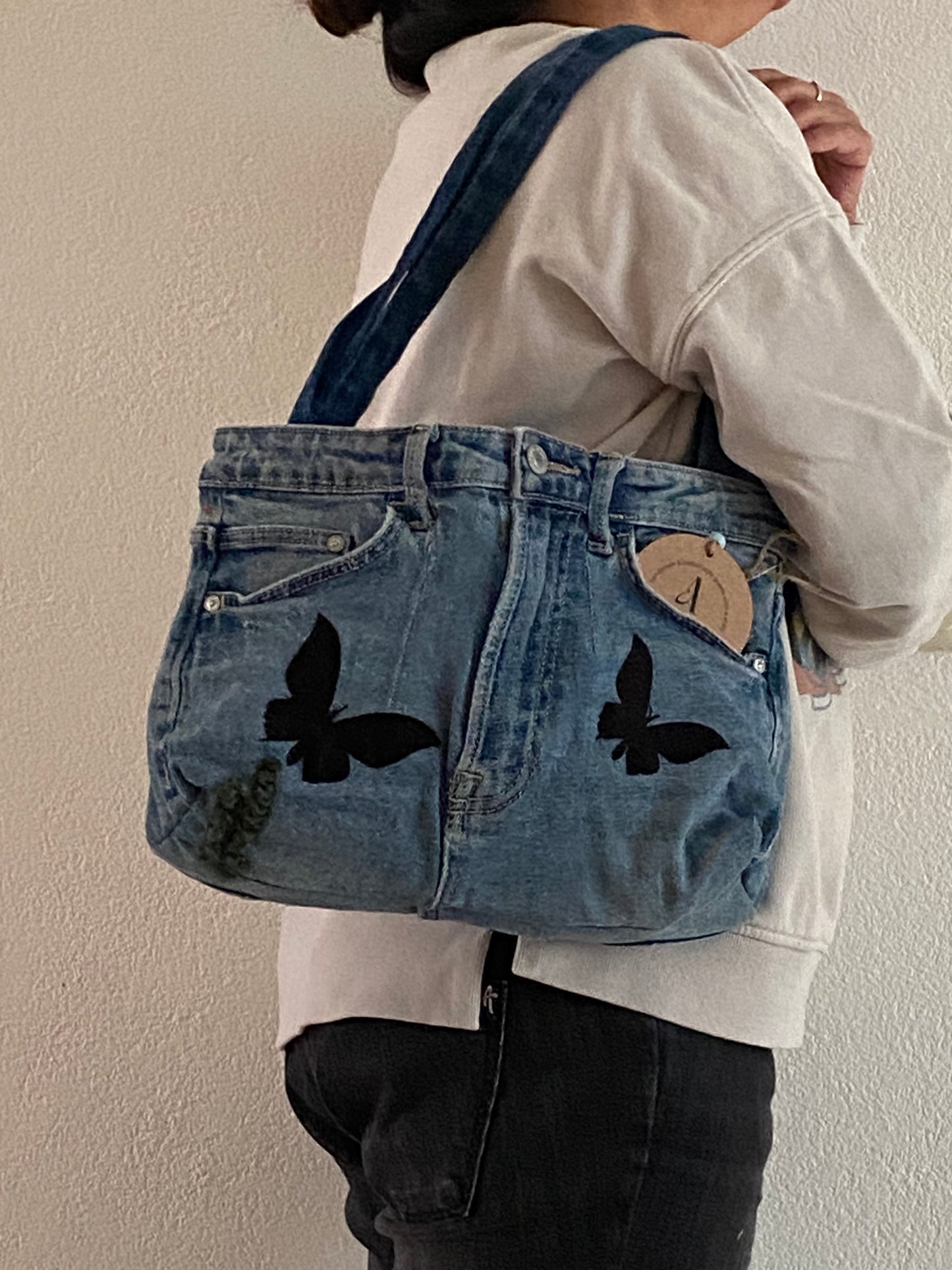 Hippe upcycled jeanstasje