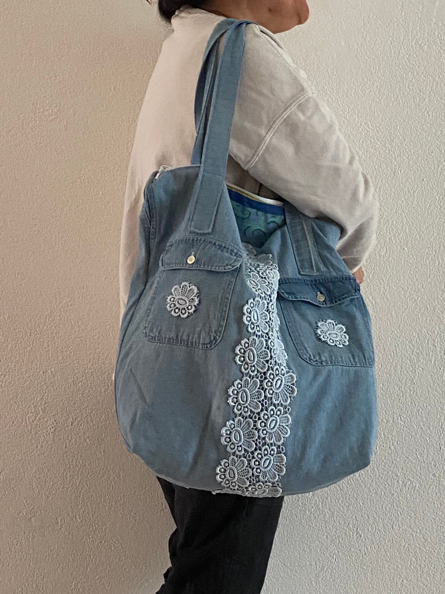 Geüpcyclede shopper tas van jeans